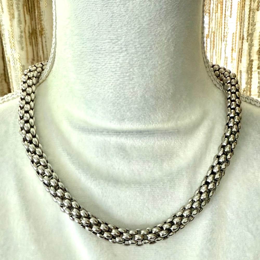 Elegant Silver Chain Necklace